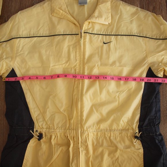 Nike Coat Women's Medium Yellow Windbreaker Vintage Full Zip Light Weight - Picture 6 of 11